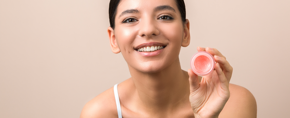 6 Best Lip Lightening Creams For Dark Lips